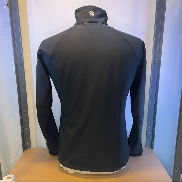 Mountain hardware jacket in preloved condition - Picture 6 of 15
